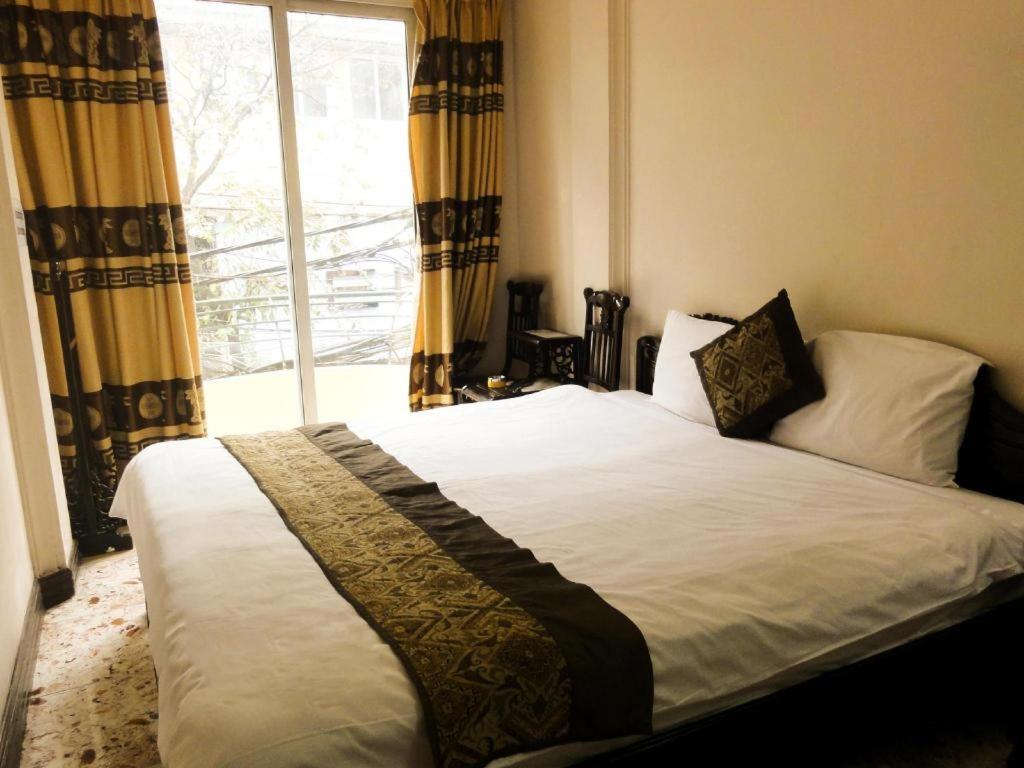Kangaroo Hostel Hanoi Exteriör bild
