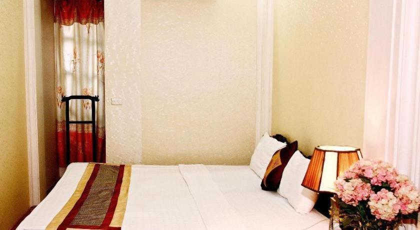 Kangaroo Hostel Hanoi Exteriör bild