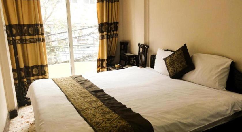 Kangaroo Hostel Hanoi Exteriör bild