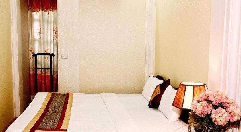 Kangaroo Hostel Hanoi Exteriör bild