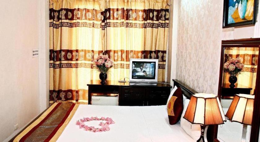 Kangaroo Hostel Hanoi Exteriör bild